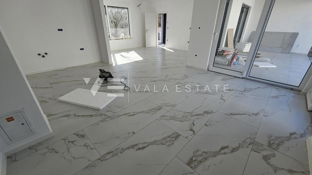 CASA DOPPIA MODERNA CON PISCINA E VISTA MARE