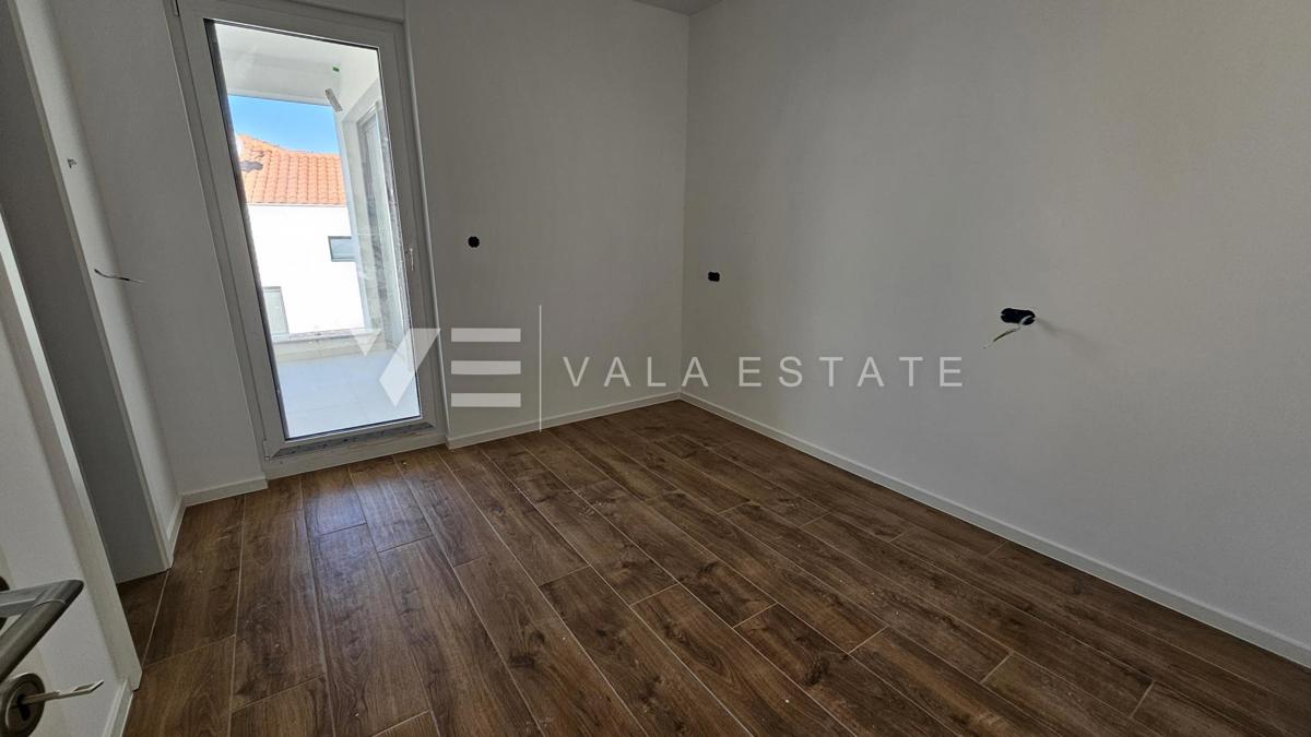 CASA DOPPIA MODERNA CON PISCINA E VISTA MARE