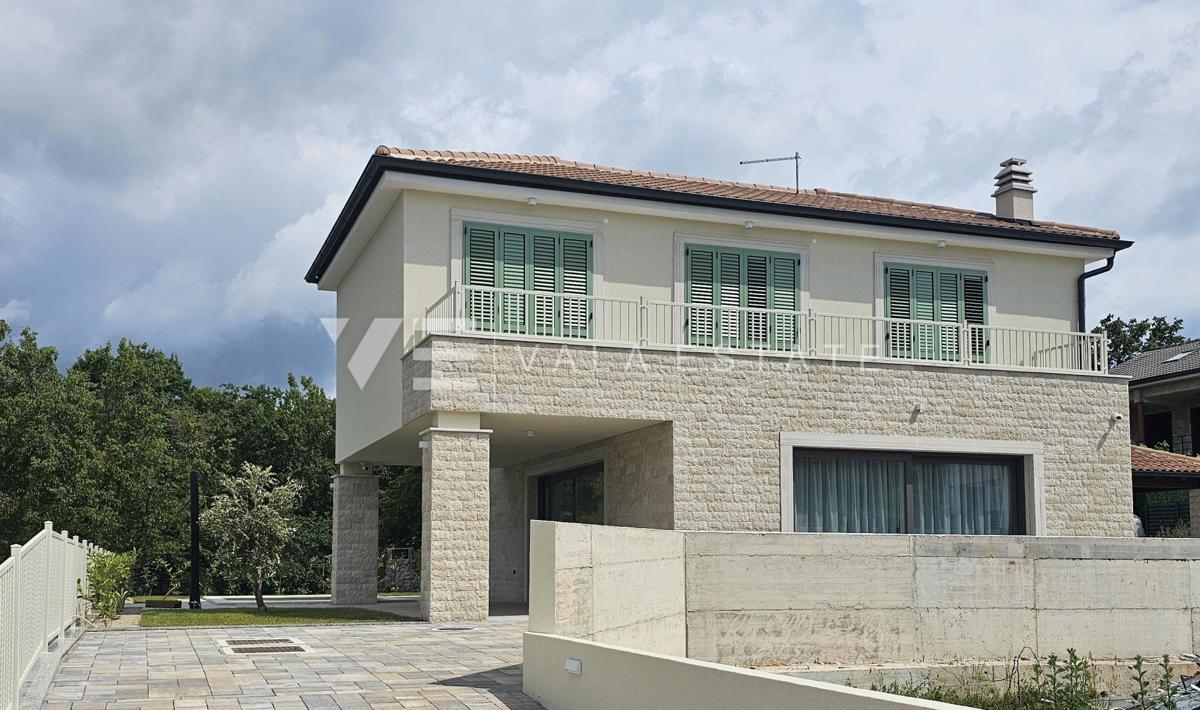NUOVA CASA INDIPENDENTE CON PISCINA IN POSIZIONE TRANQUILLA