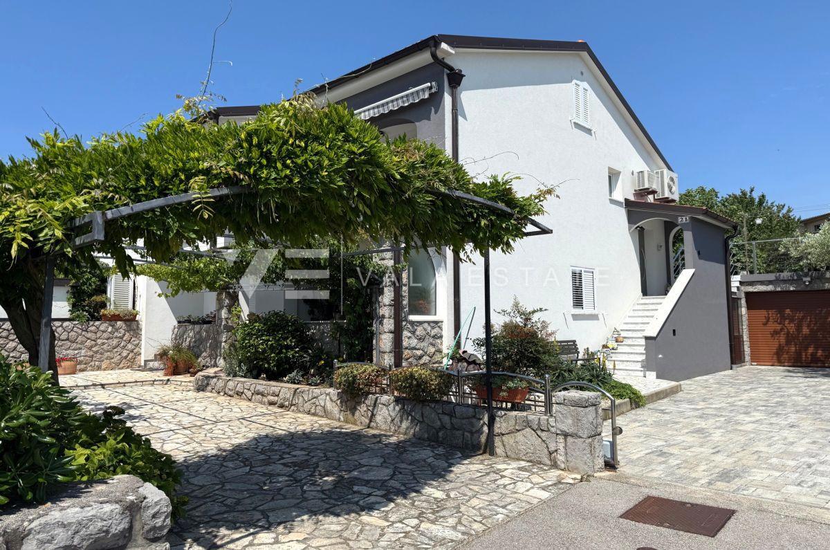 APPARTAMENTO AL PIANO TERRA CON GIARDINO IN POSIZIONE TRANQUILLA