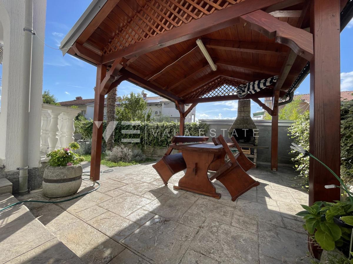 BILOCALE ARREDATO VICINO AL CENTRO E AL MARE