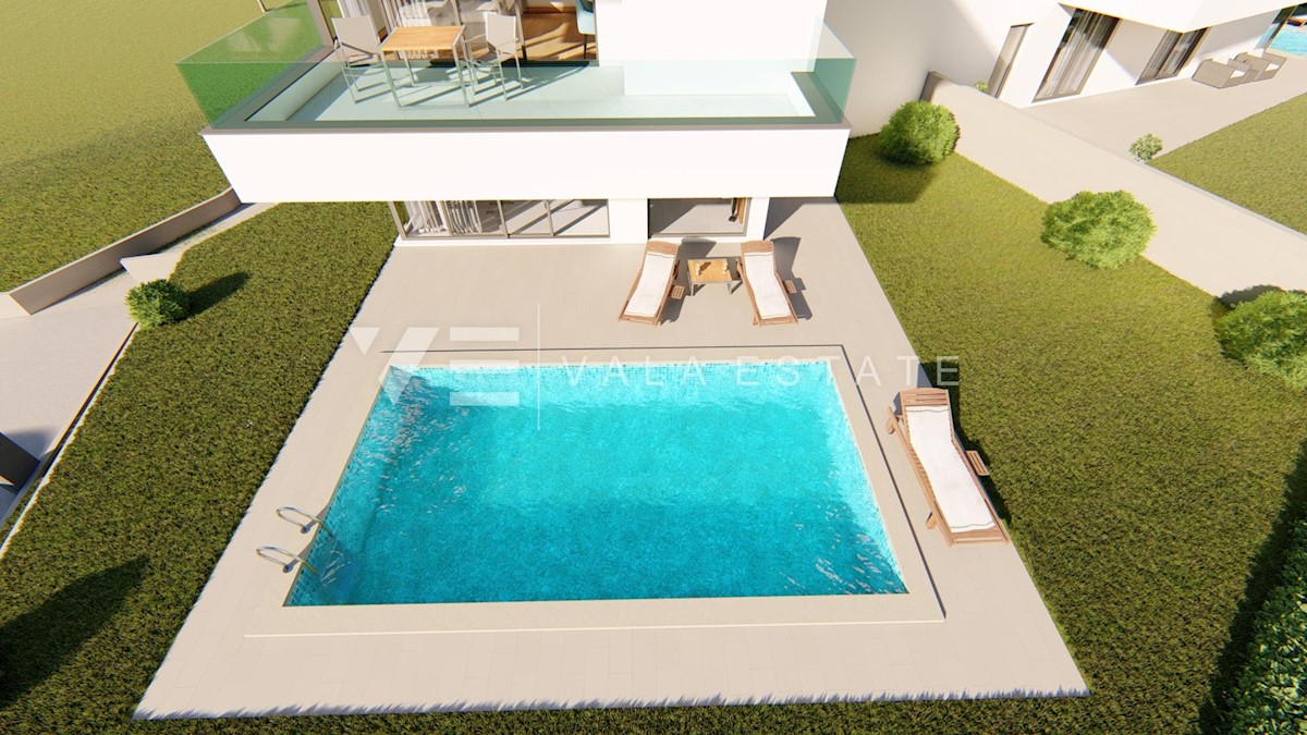 MODERNA CASA SEMINDIPENDENTE CON PISCINA