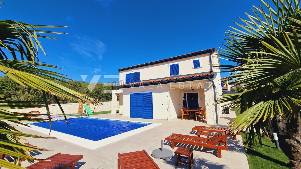 VILLA DI LUSSO IN POSIZIONE TRANQUILLA