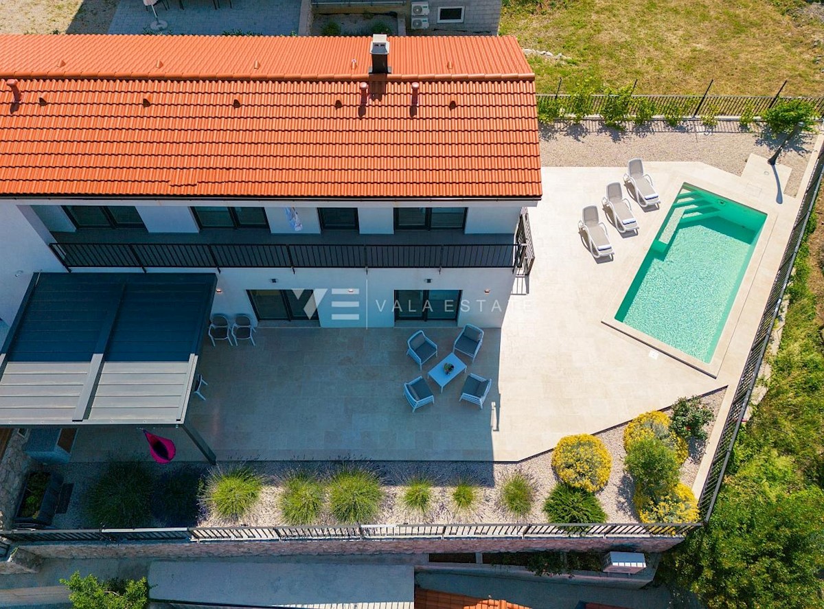  NUOVA VILLA URBANA CON PISCINA E VISTA MARE PANORAMICA