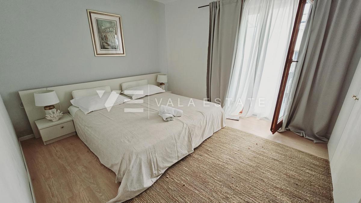 BILOCALE VICINO ALLA SPIAGGIA CON VISTA MARE