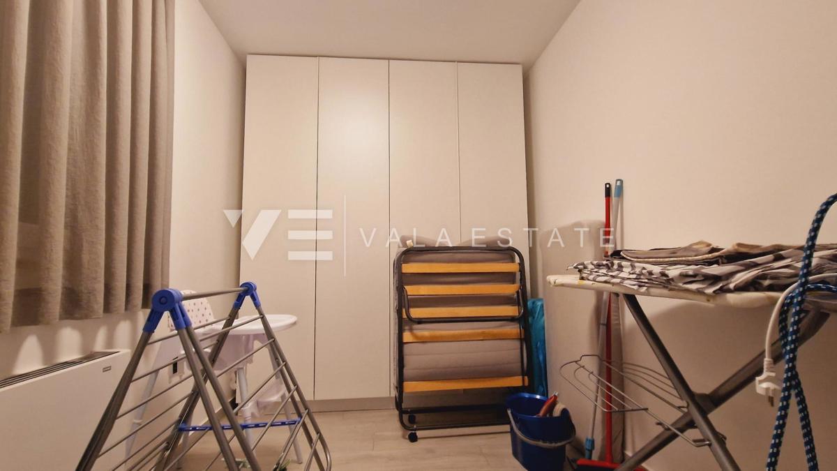NUOVA VILLA IN PIETRA CON PISCINA IN POSIZIONE TRANQUILLA