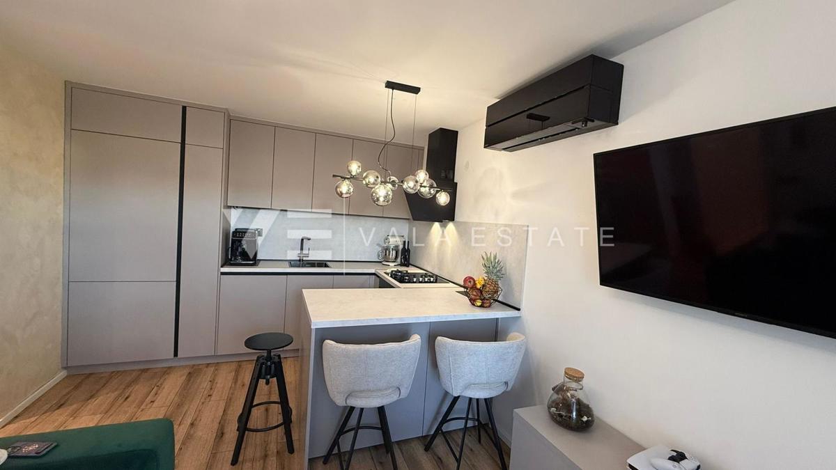 MONOLOCALE ARREDATO IN POSIZIONE TRANQUILLA