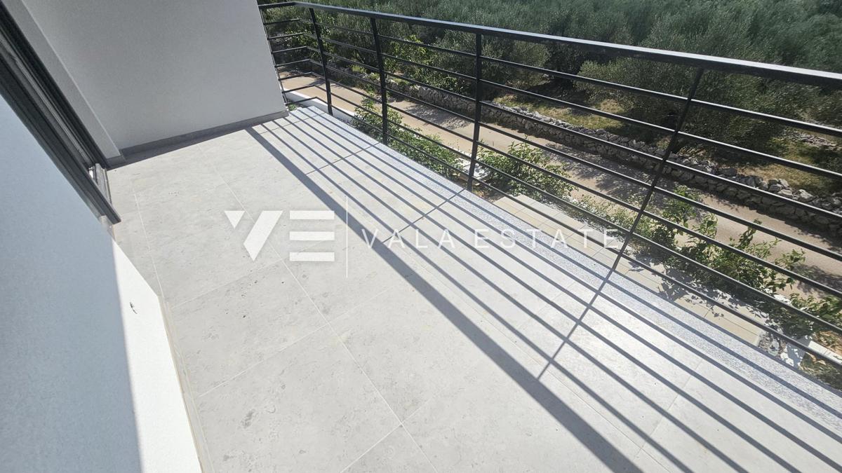 BILOCALE IN NUOVA COSTRUZIONE CON VISTA MARE