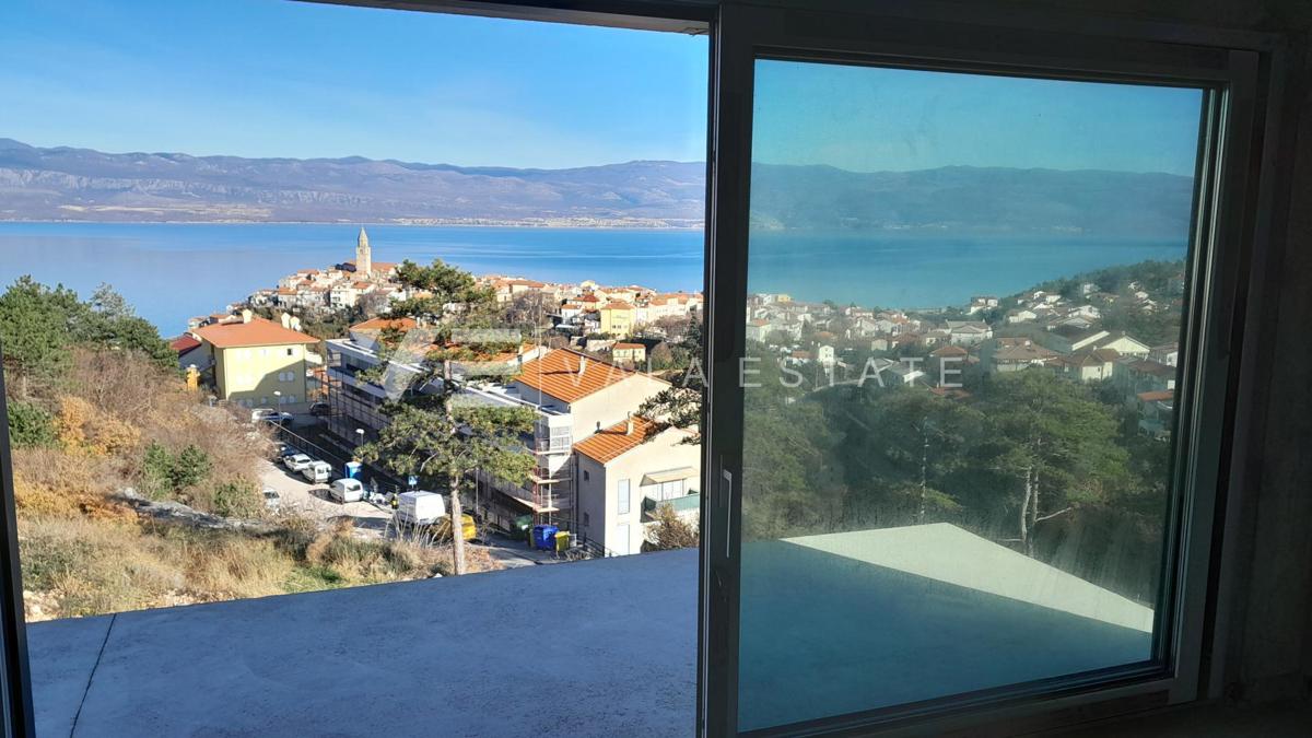 NUOVO APPARTAMENTO CON VISTA MARE, PISCINA E ULTERIORE MONOLOCALE