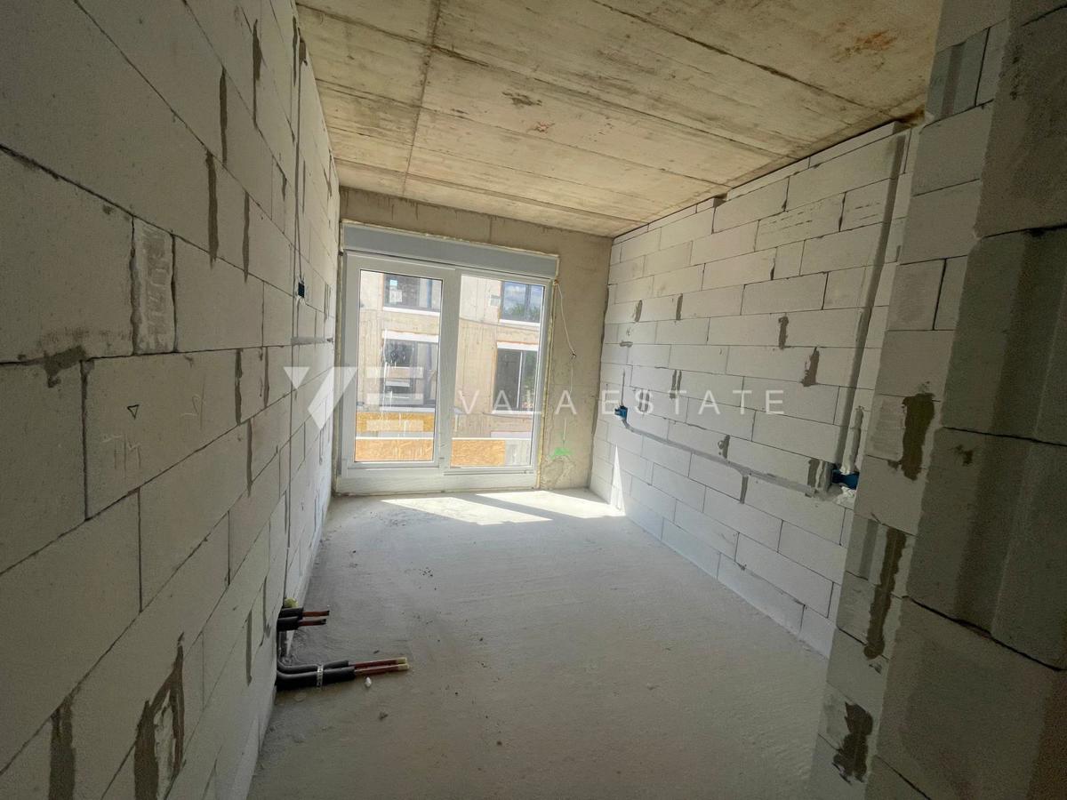 APPARTAMENTO CON DUE CAMERE DA LETTO IN UN NUOVO EDIFICIO CON VISTA MARE