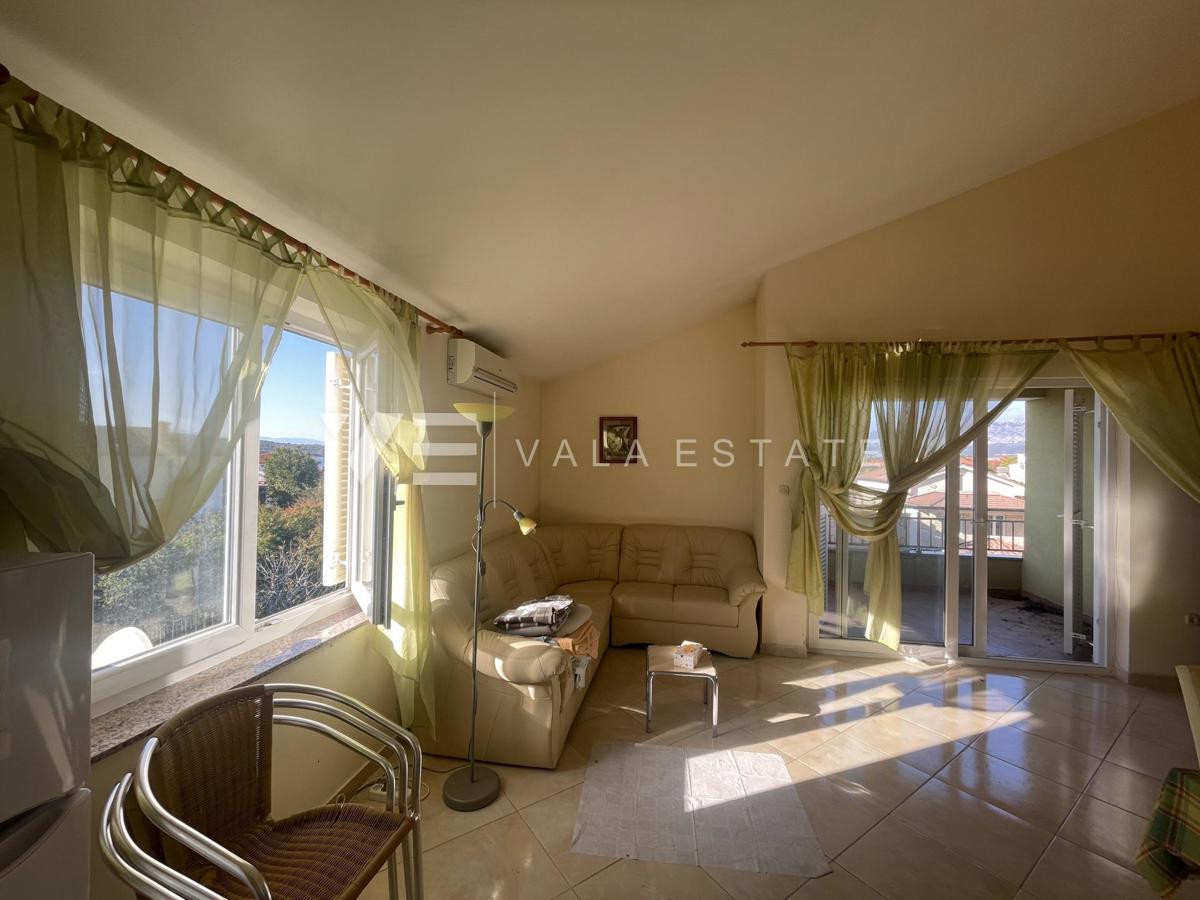 APPARTAMENTO CON VISTA MARE A SOLI 50 M DALLA SPIAGGIA