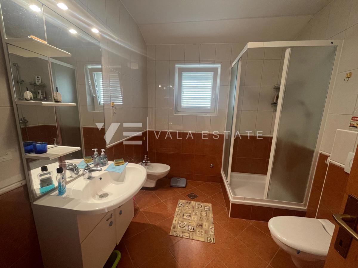 APPARTAMENTO CON VISTA MARE A SOLI 50 M DALLA SPIAGGIA