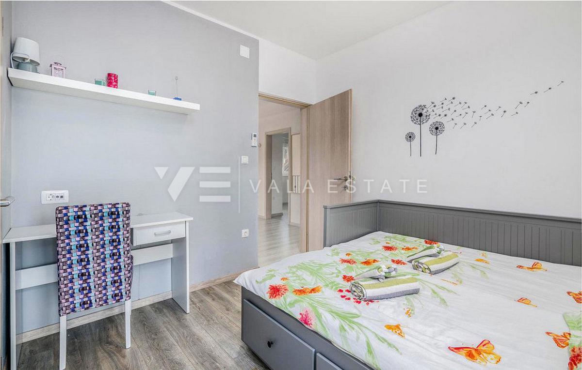 CASA IN PIETRA CON PISCINA E VISTA MARE