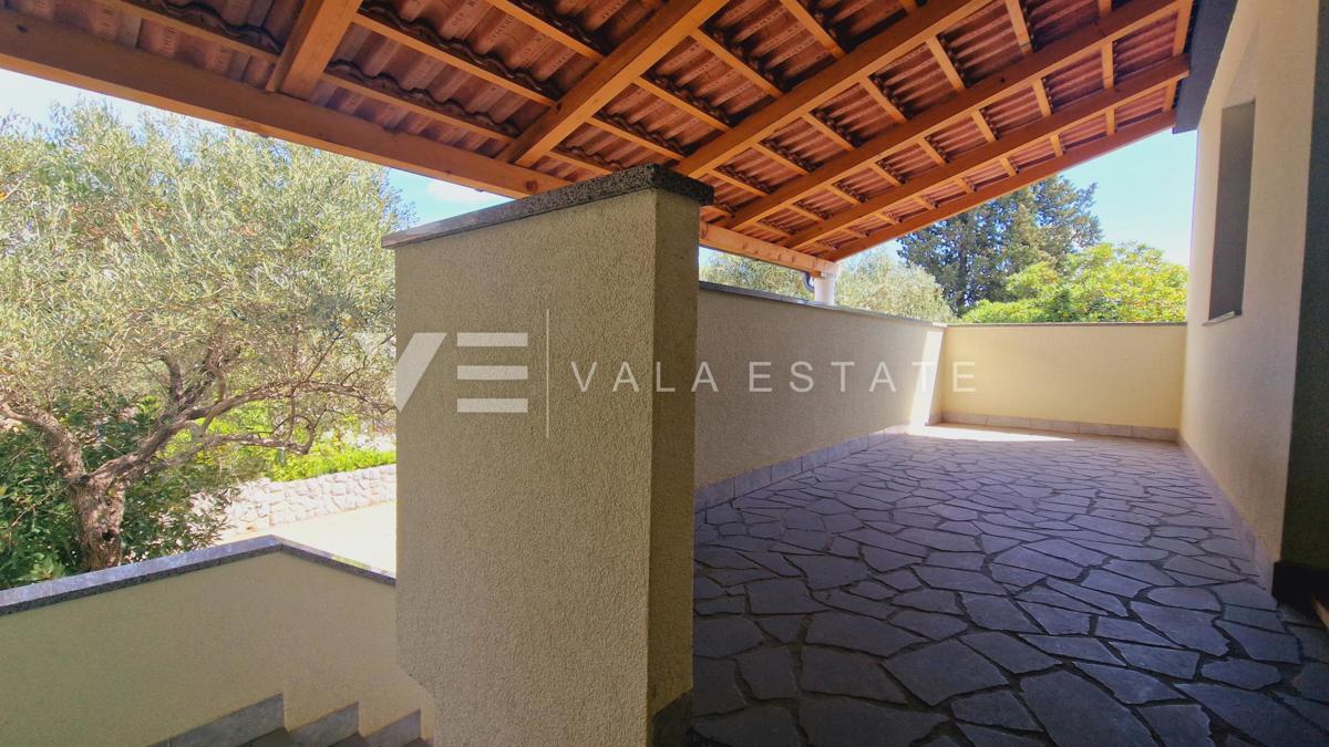 APPARTAMENTO CON VISTA MARE IN POSIZIONE ATTRAENTE
