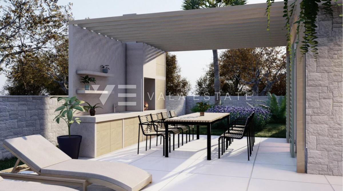 NUOVA CASA INDIPENDENTE CON PISCINA E GIARDINO
