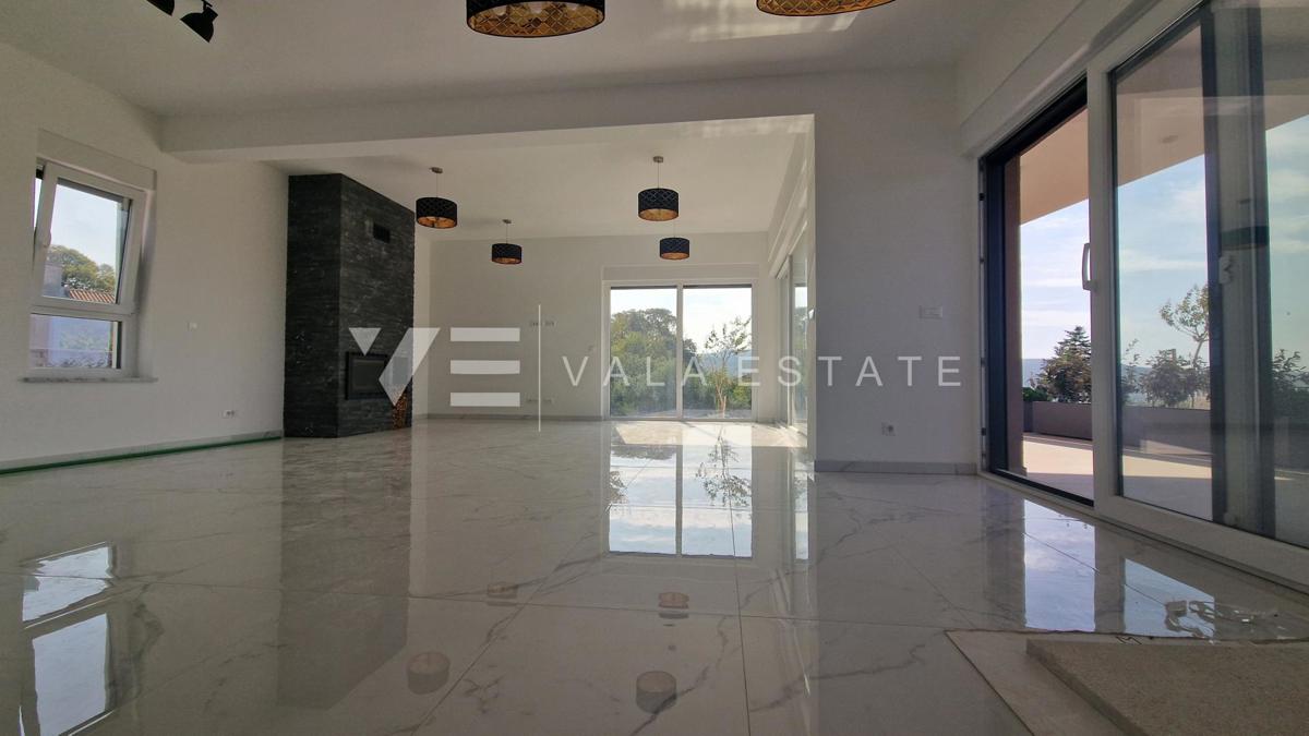 NUOVA VILLA CON PISCINA E VISTA MARE PANORAMICA