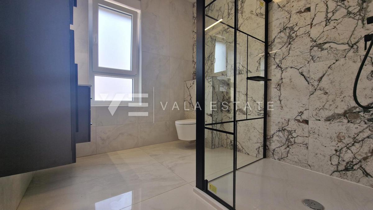 NUOVA VILLA CON PISCINA E VISTA MARE PANORAMICA