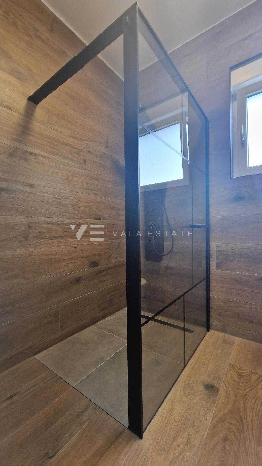NUOVA VILLA CON PISCINA E VISTA MARE PANORAMICA
