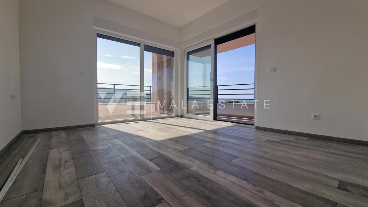 NUOVA VILLA CON PISCINA E VISTA MARE PANORAMICA