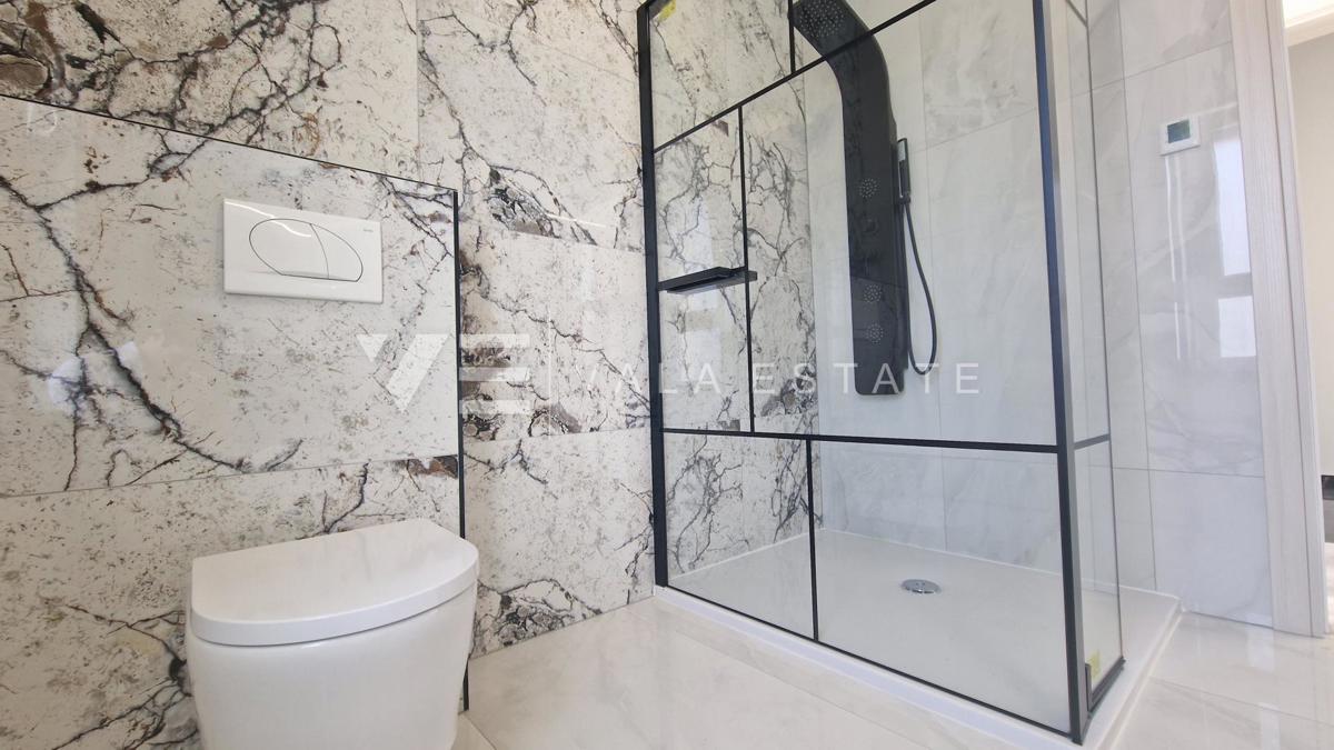 NUOVA VILLA CON PISCINA E VISTA MARE PANORAMICA