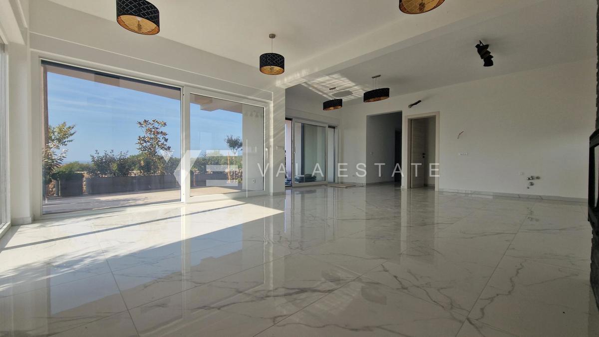 NUOVA VILLA CON PISCINA E VISTA MARE PANORAMICA