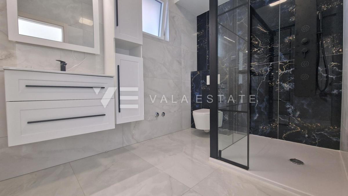 NUOVA VILLA CON PISCINA E VISTA MARE PANORAMICA