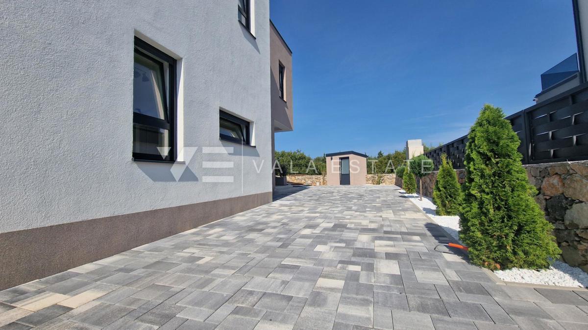 NUOVA VILLA CON PISCINA E VISTA MARE PANORAMICA