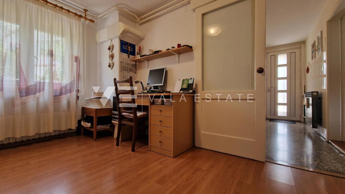 CASA INDIPENDENTE CON DUE UNITA' RESIDENZIALI SEPARATE E AMPIO GIARDINO