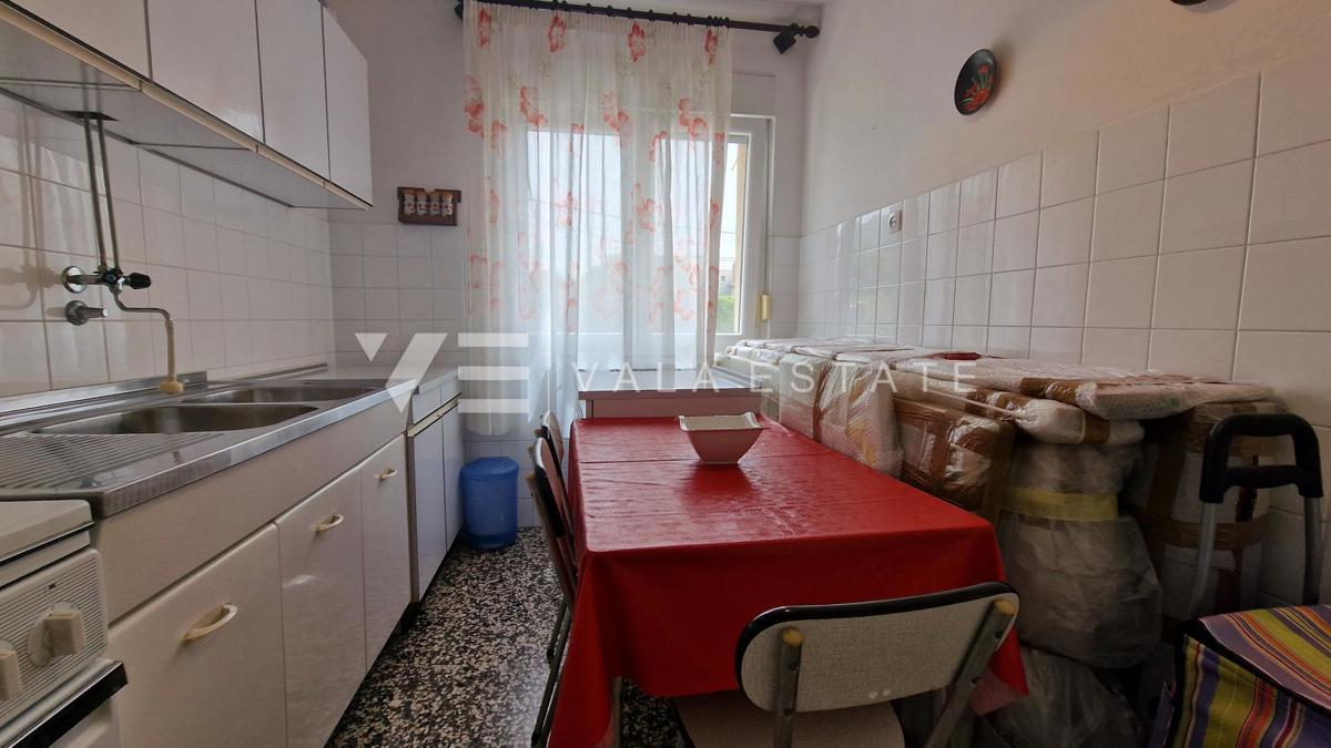 CASA INDIPENDENTE CON DUE UNITA' RESIDENZIALI SEPARATE E AMPIO GIARDINO
