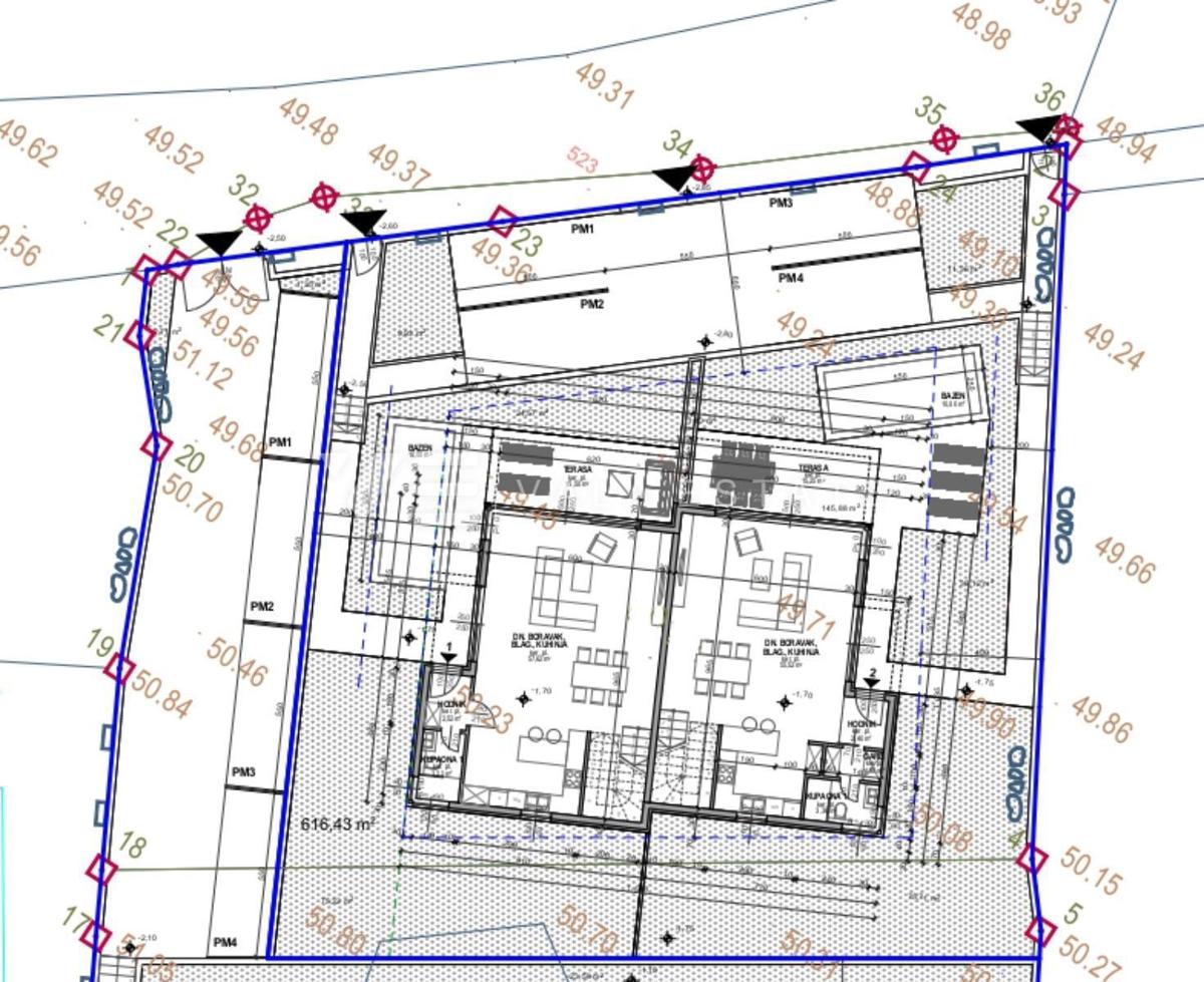 NUOVA CASA BIFAMILIARE CON PISCINA VICINO AL MARE