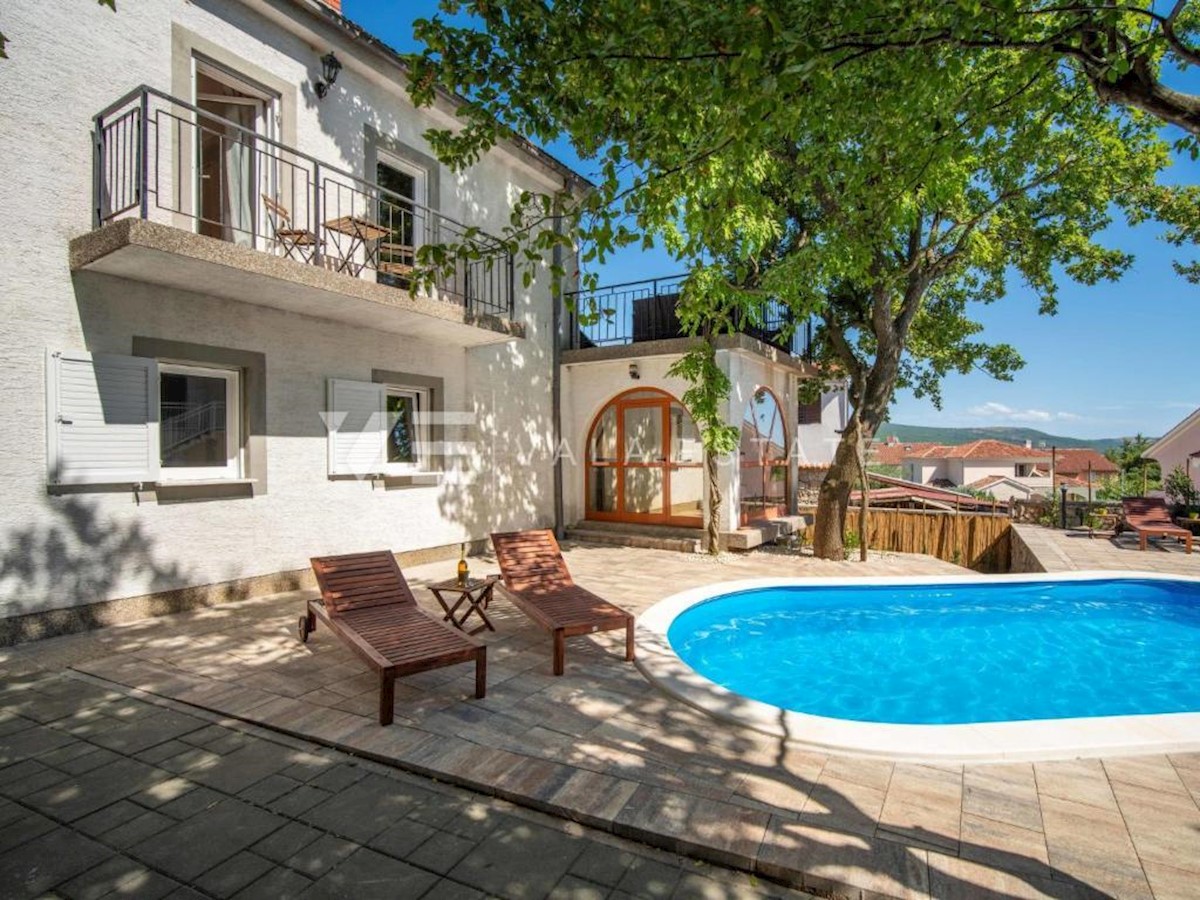 CASA INDIPENDENTE CON PISCINA IN POSIZIONE TRANQUILLA