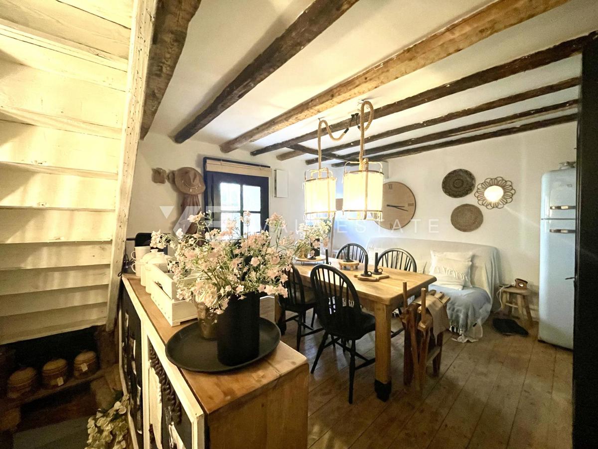 CASA IN PIETRA RISTRUTTURATA NEL CENTRO STORICO