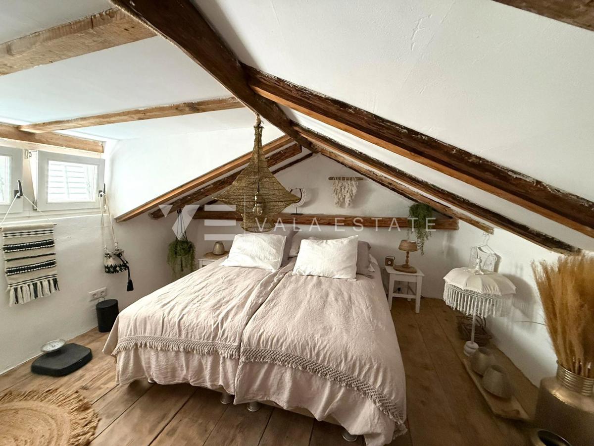 CASA IN PIETRA RISTRUTTURATA NEL CENTRO STORICO