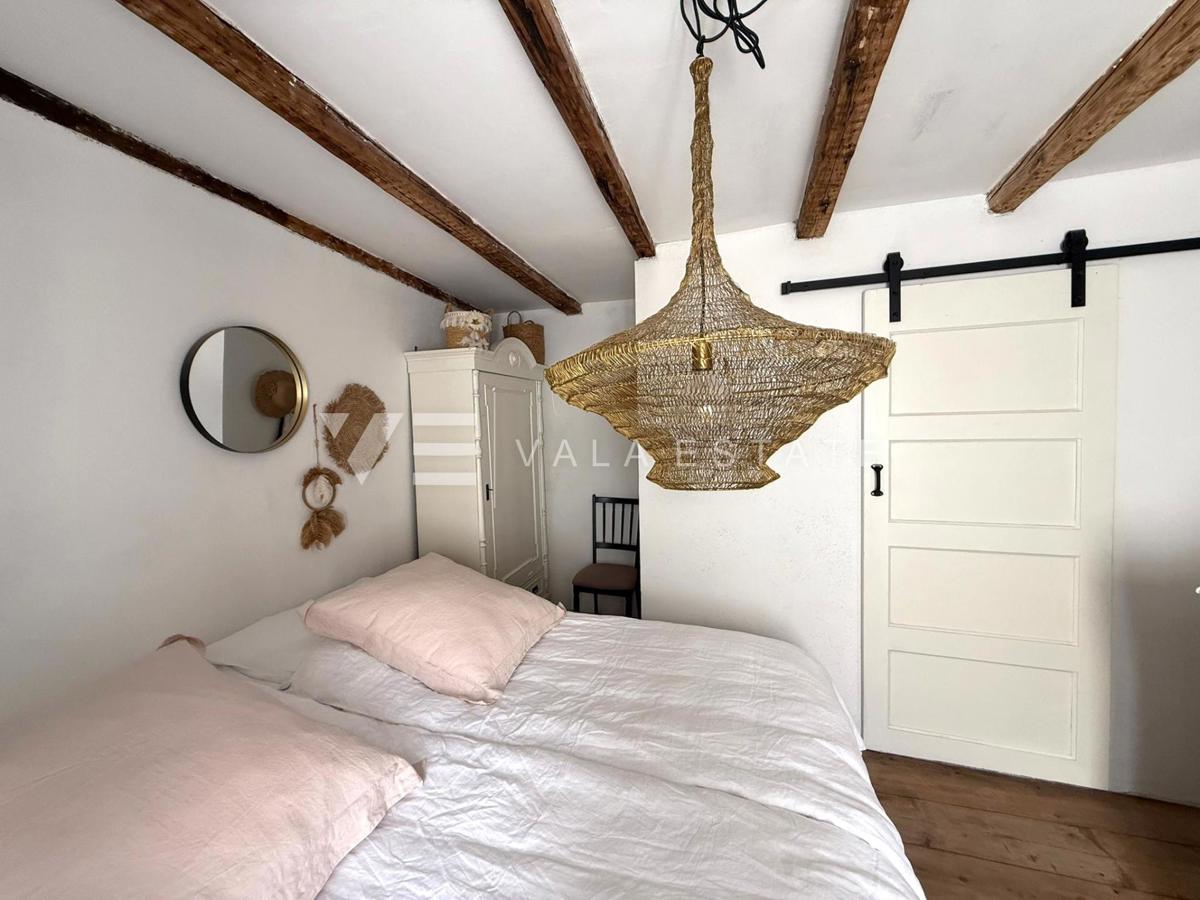 CASA IN PIETRA RISTRUTTURATA NEL CENTRO STORICO