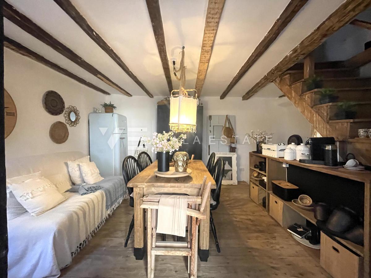 CASA IN PIETRA RISTRUTTURATA NEL CENTRO STORICO