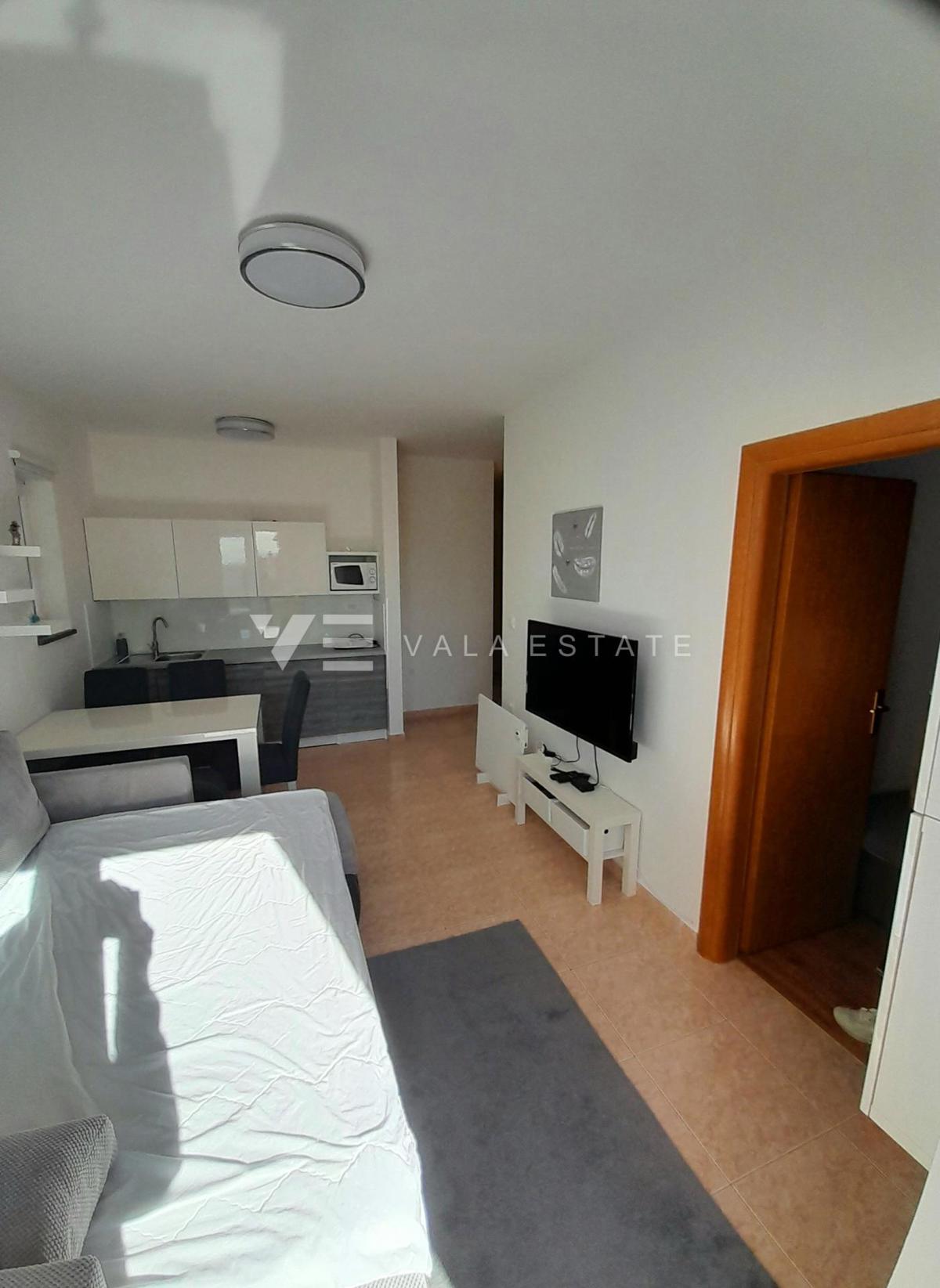 APPARTAMENTO CON VISTA MARE E GIARDINO VICINO ALLA SPIAGGIA