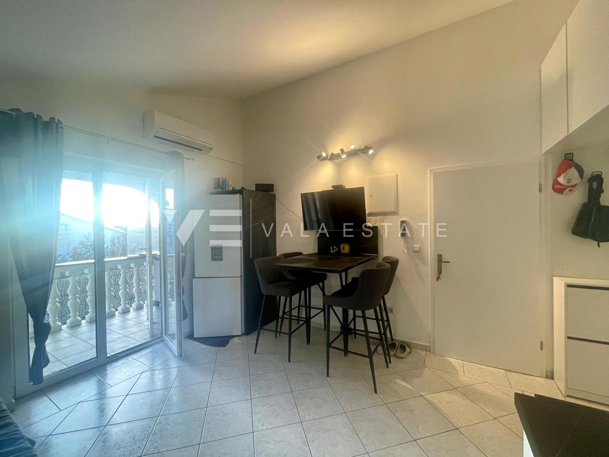 APPARTAMENTO CON UNA CAMERA DA LETTO VICINO A SPIAGGE BELLISSIME