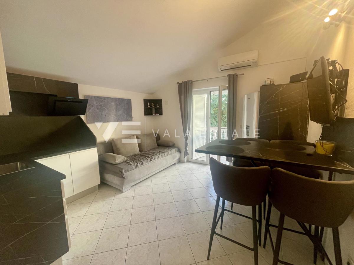 APPARTAMENTO CON UNA CAMERA DA LETTO VICINO A SPIAGGE BELLISSIME