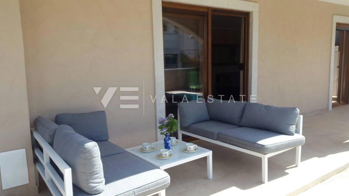 CASA DOPPIA CON PISCINA E VISTA MARE