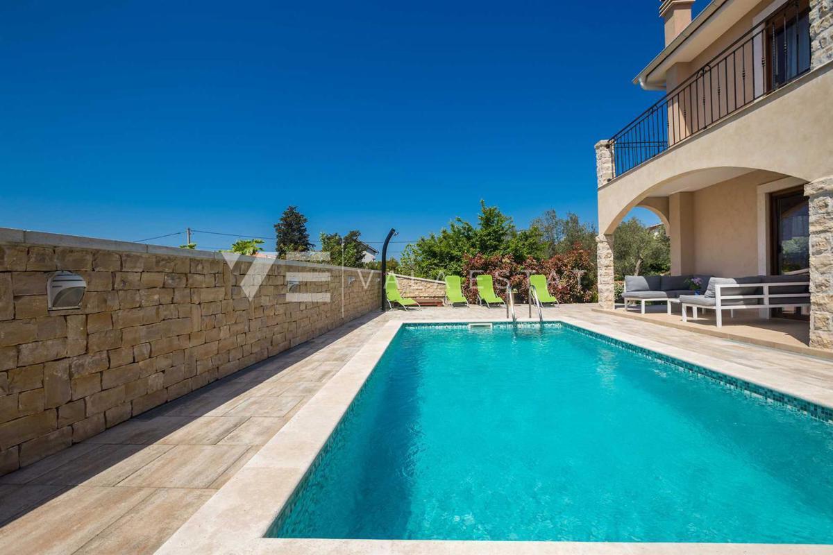 CASA DOPPIA CON PISCINA E VISTA MARE