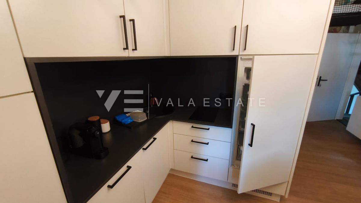 APPARTAMENTO NEL CENTRO DI MALINSKA A SOLI 60 M DALLA SPIAGGIA