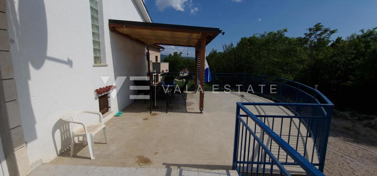 CASA SEMINDIPENDENTE IN POSIZIONE TRANQUILLA CON VISTA MARE