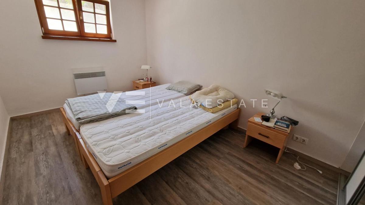 CASALE IN PIETRA RISTRUTTURATO CON VISTA MARE