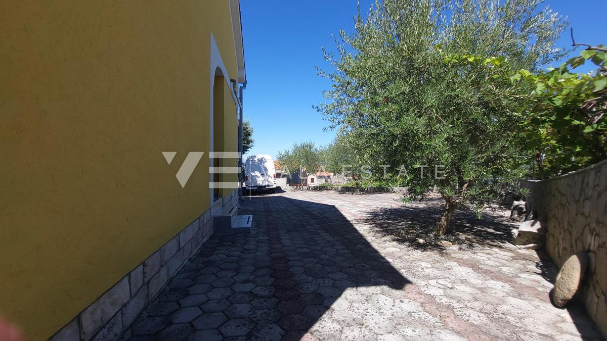 CASA APPARTAMENTO INDIPENDENTE CON VISTA MARE
