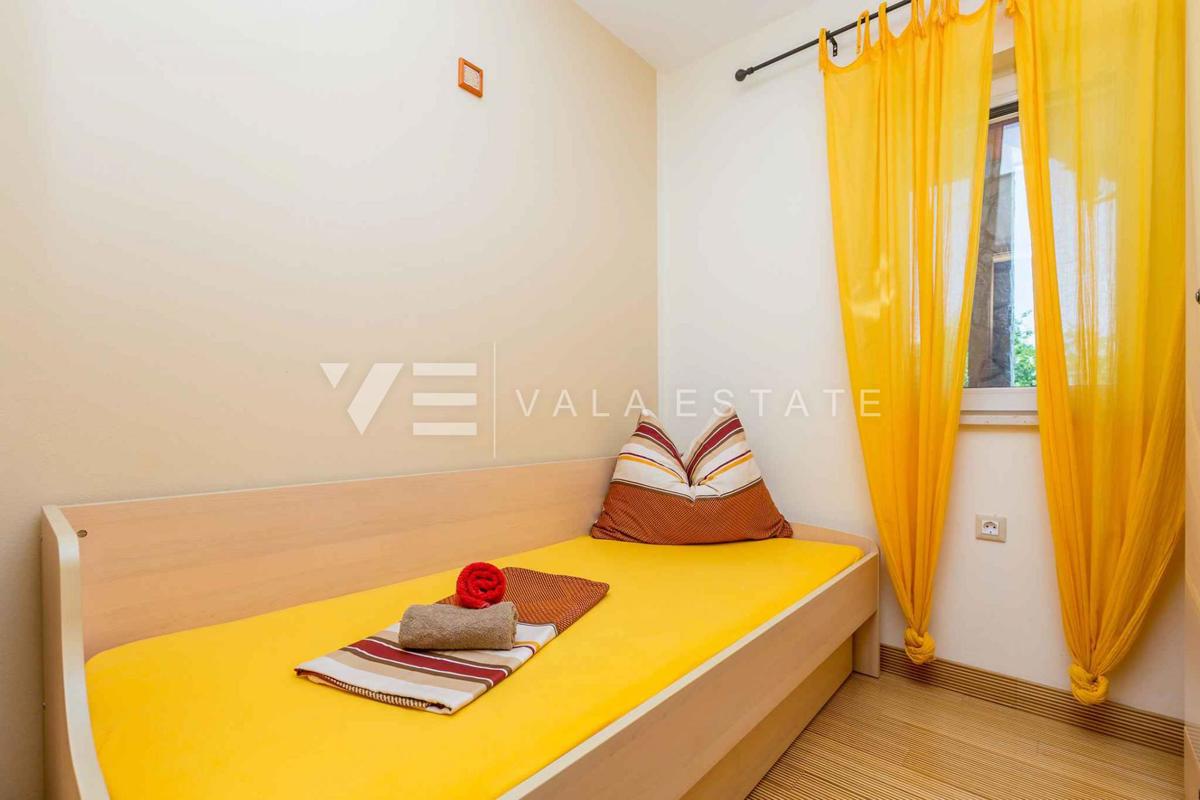 CASA INDIPENDENTE CON PISCINA IN POSIZIONE TRANQUILLA