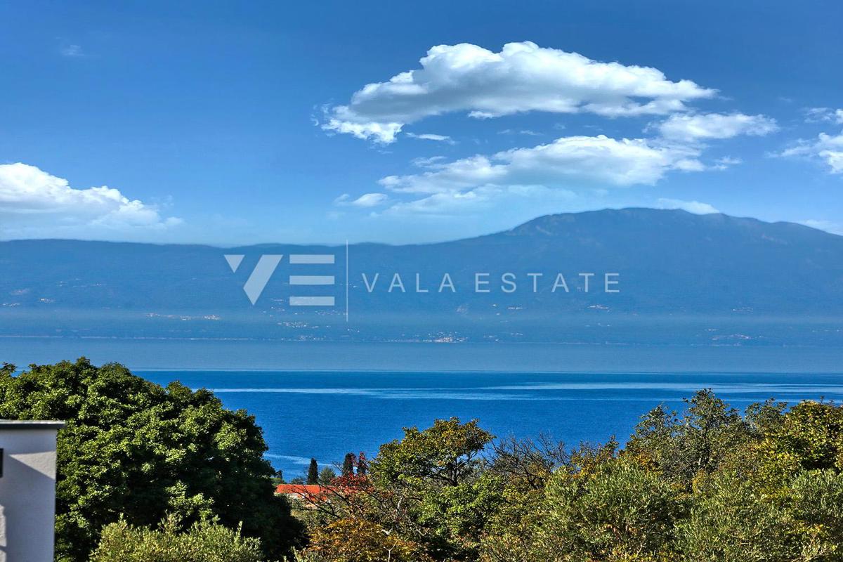  MODERNA CASA INDIPENDENTE CON PISCINA E VISTA MARE