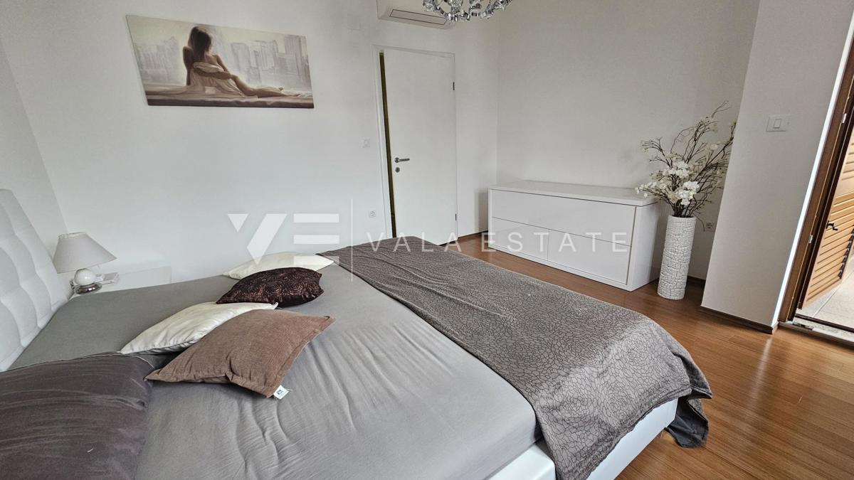 APPARTAMENTO PIANO TERRA CON GIARDINO A 100 M DALLA SPIAGGIA