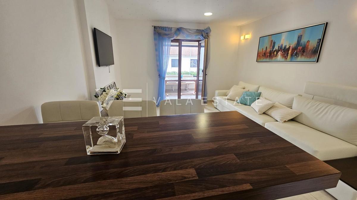 APPARTAMENTO PIANO TERRA CON GIARDINO A 100 M DALLA SPIAGGIA