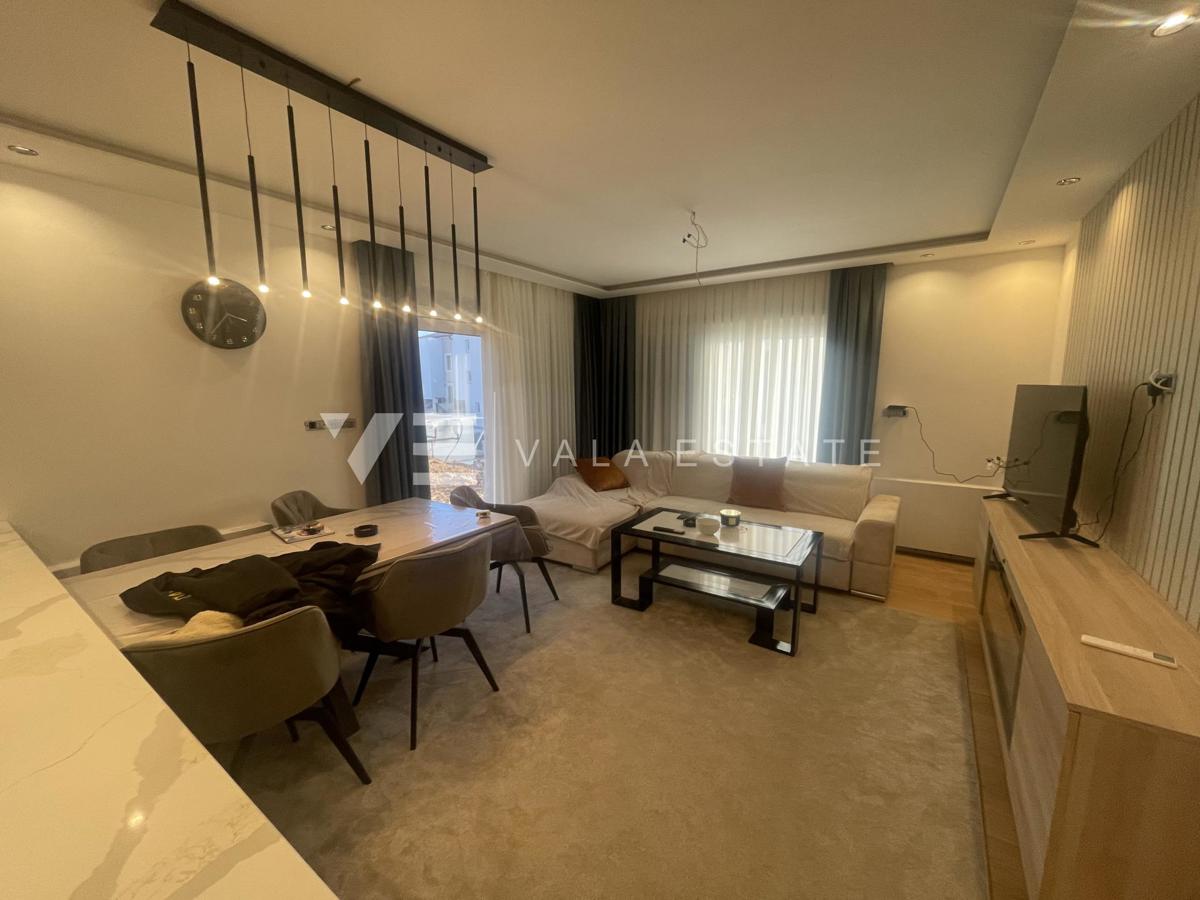 APPARTAMENTO AL PIANO TERRA DI NUOVA COSTRUZIONE CON PISCINA E VISTA MARE