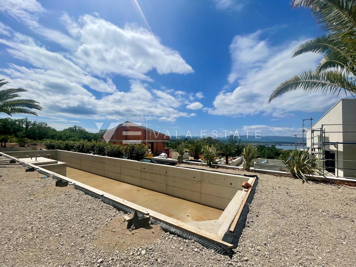 VILLA DI LUSSO CON PISCINA E VISTA MARE
